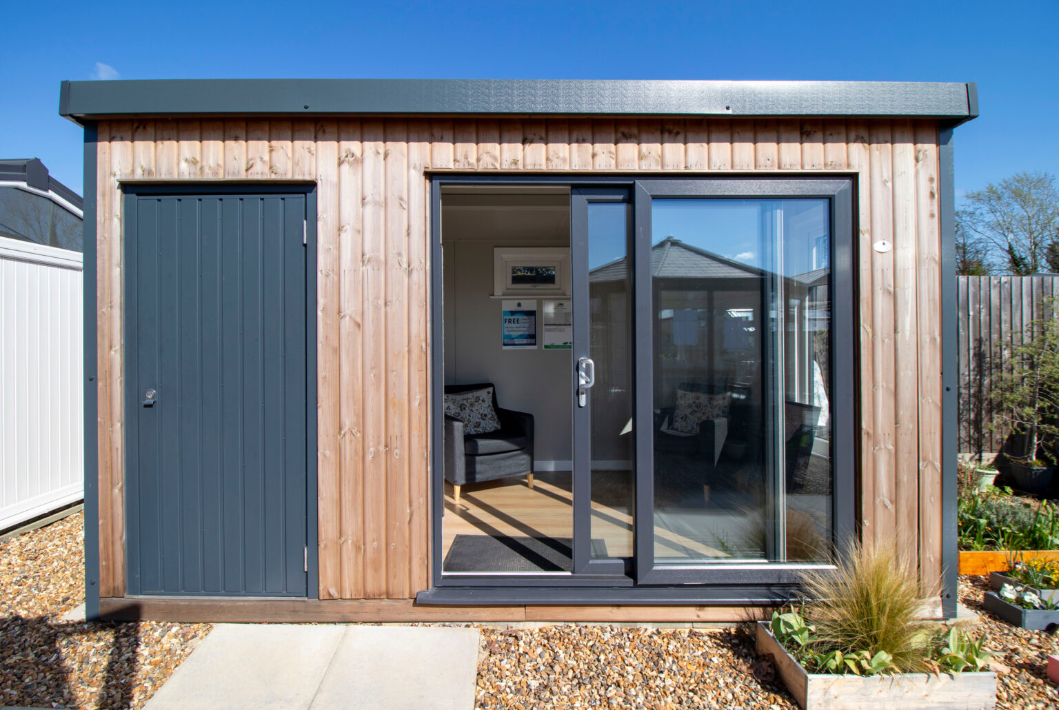 Garden office, extra space.